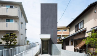 Promenade House by FORM/Kouichi Kimura Architects