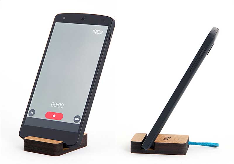 Vlad Butucariu reveals FLIO Mini - phone stand