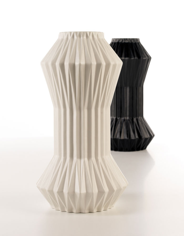 Branco Vase by Home Living Ceramics