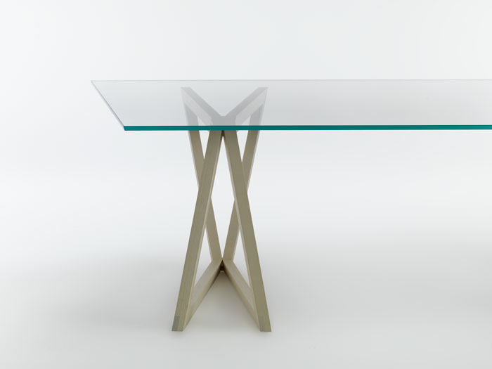QuaDror02 Table by Dror for Horm