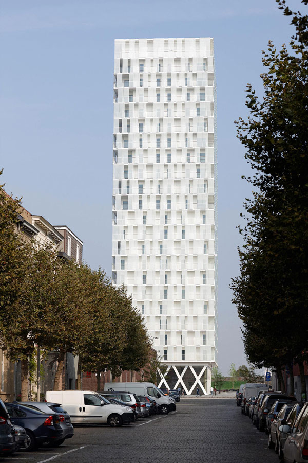 Park Tower by Studio Farris Architects - Completed Buildings, Housing category - WAF 2015