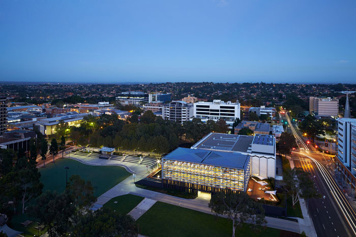 Bankstown Library and Knowledge Centre by Francis-Jones Morehen Thorp