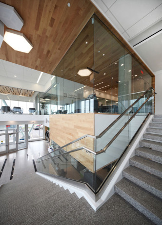 Caisse Desjardins Sainte-Foy by Hatem+D Architecture | Design Chronicle