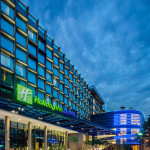 Holiday Inn Express Clarke Quay by RSP Architects Planners & Engineers
