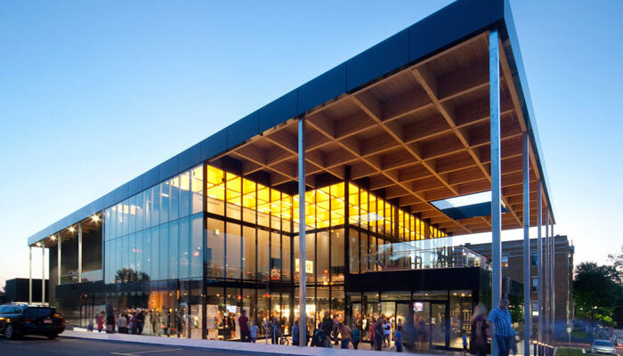 Mont Laurier Multifunctional Theatre by Les architectes FABG